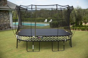 3 Best Square Trampolines For Your Backyard